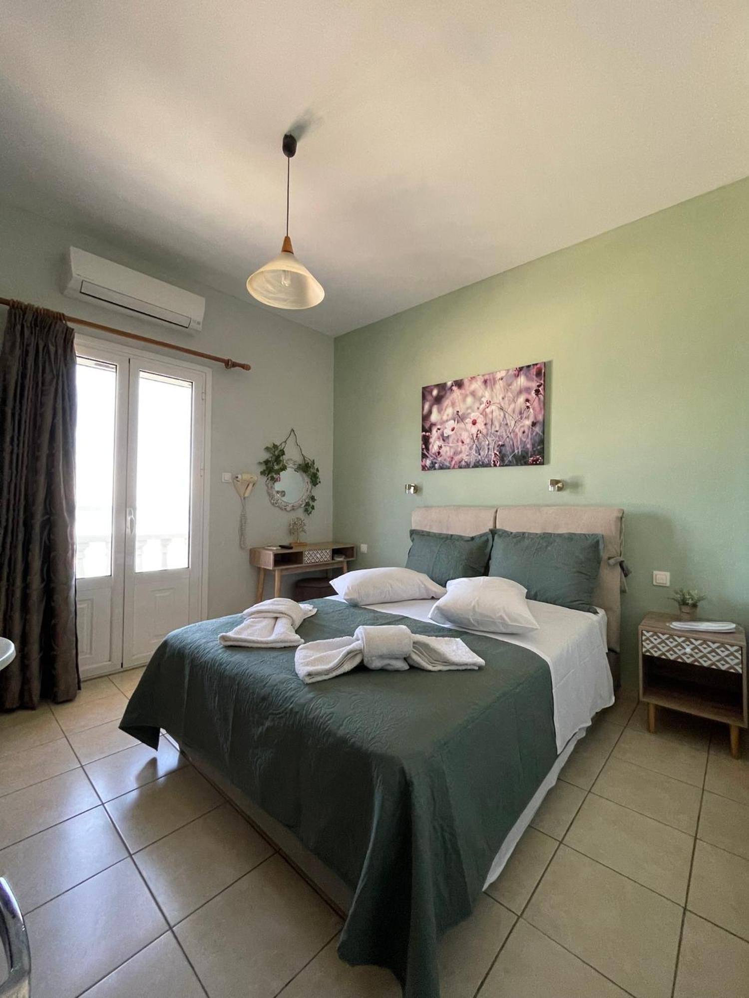 Parthenon Rooms Koroni  Exterior photo